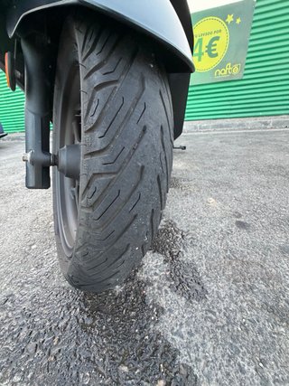 Honda PCX Negra