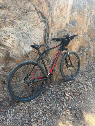 Bicicleta Specialized Rockhopper Sport