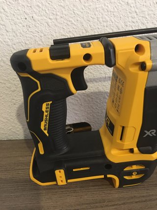 Taladro percutor Original Dewalt DCH172