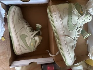 Zapatillas Fila altas blancas y rosas