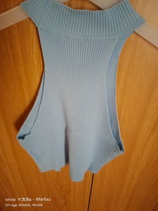 Top azul bebé de canalé