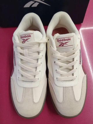 Reebok Blancas  y burdeos Mujer Talla 40 nuevas