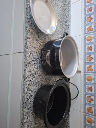Olla Crockpot Negra