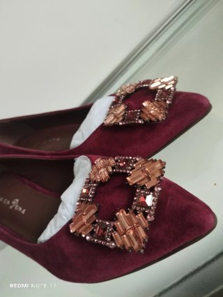 Zapatos Alma en Pena con pedrería
