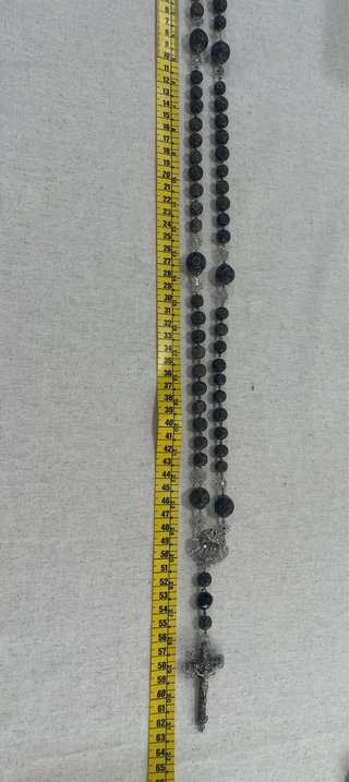 Rosario antiguo con cruz de filigrana