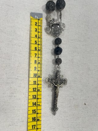 Rosario antiguo con cruz de filigrana