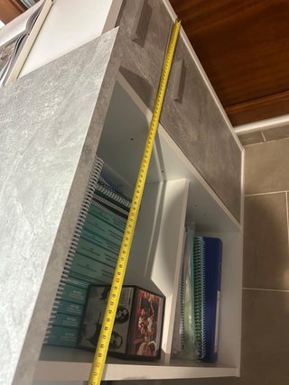 Escritorio moderno gris y blanco