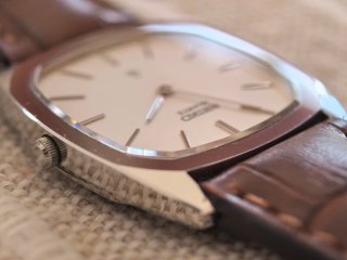 Seiko Dolce Tank 6020 5250 Silver Hard Alloy 1980