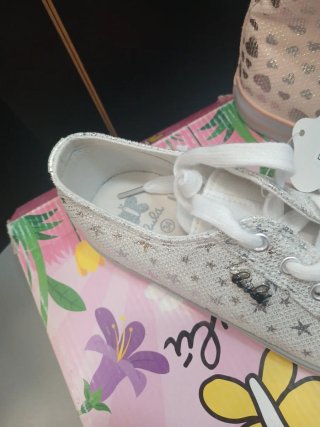 Lote 2 pares Zapatillas Niña Lulu