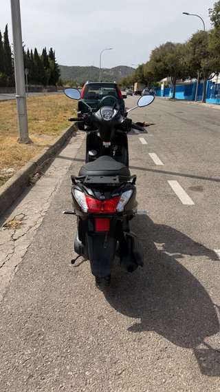 Yamaha Delight 125 Scooter pcx nmax