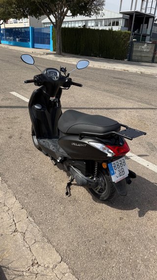 Yamaha Delight 125 Scooter pcx nmax