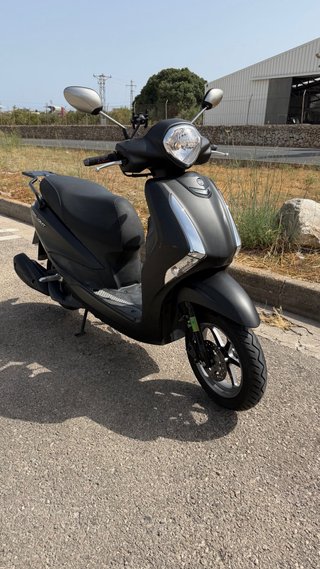 Yamaha Delight 125 Scooter pcx nmax