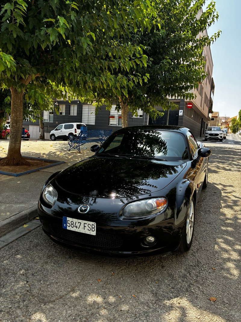 Mazda MX-5 2007 - foto 1
