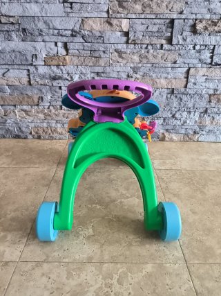 Andador Fisher-Price para bebé