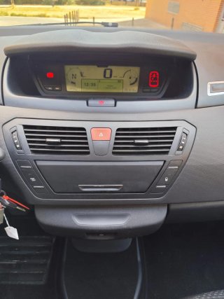 Citroen Grand C4 Picasso 2011