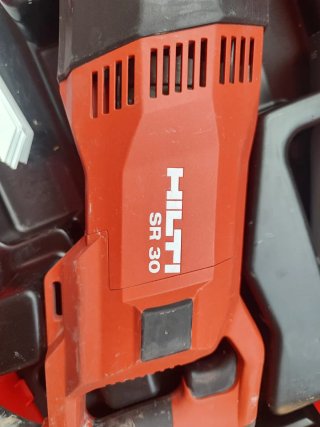 Sierra Sable Hilti SR 30 + 50 hojas