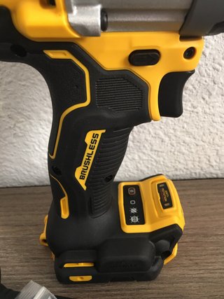 Taladro Original DeWalt DCD1007