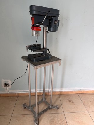 Pack Taller: Mesa + Taladradora Vertical