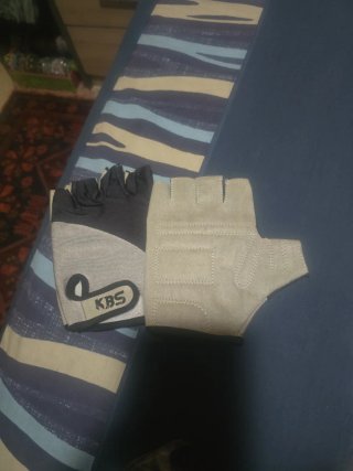 Guantes KBS sin dedos grises y verdes
