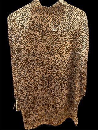 Camisa satinada animal print leopardo