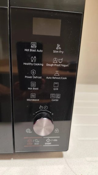 Horno Microondas Samsung. Modelo MC32K7055.