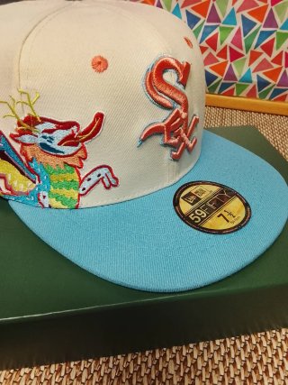 Gorra New Era 59FIFTY Dragón Talla 7.1/2