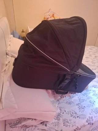 Seggiolino auto e ovetto Jané