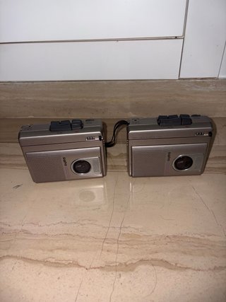 2 Grabadoras de Casete Sanyo Compactas
