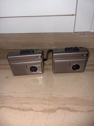 2 Grabadoras de Casete Sanyo Compactas