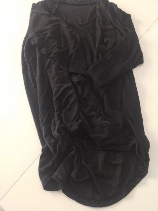 Blusa Marquise Negra con Cinturón