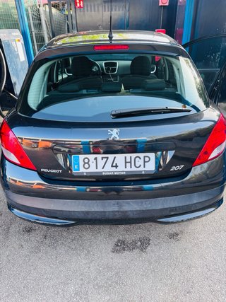 Peugeot 207 2011