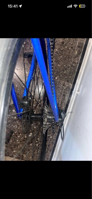 Bicicleta de carretera GIANT azul
