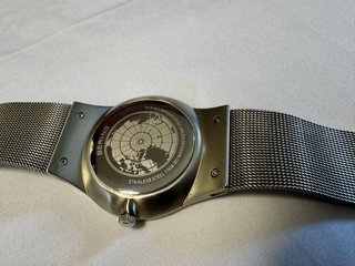 Reloj Bering Acero Inoxidable Azul como Nuevo.