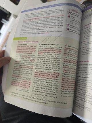 MUNDU GARAIKIDEAREN HISTORIA 1 BTX MUNDUAK ERAI...