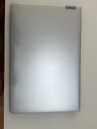 Portátil gris