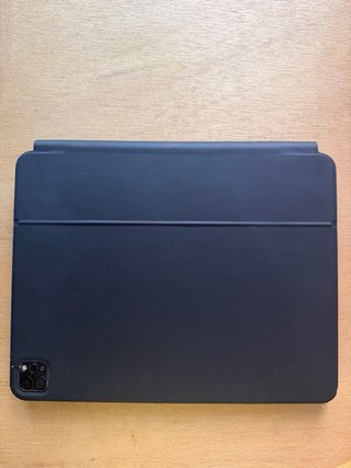 iPad Pro 128GB WiFi Gris + teclado trackpad
