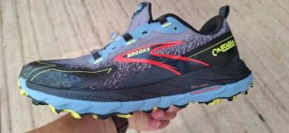 Brooks Cascadia 18 Talla 43 Trail Running