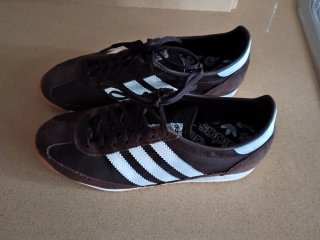 Zapatillas Adidas Marrones