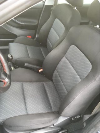 SEAT Leon 2004
