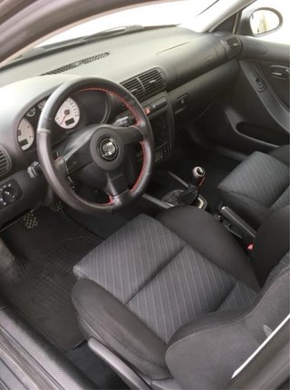 SEAT Leon 2004