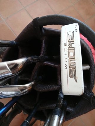 Carrito y bolsa de golf TaylorMade