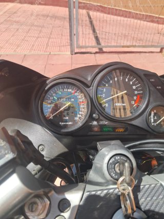 Kawasaki ZZR1100