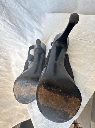 Sandali neri con tacco alto e plateau
