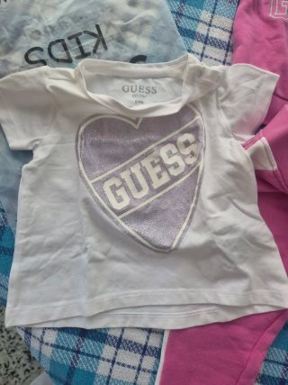 Conjunto chándal niña Guess rosa y blanco