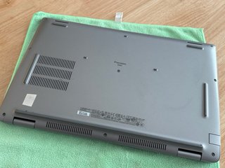 Dell Precision 3590 ultra 7 32GB -inglés intl
