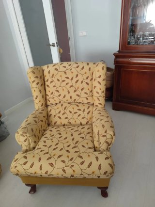 Conjunto de comedor de madera