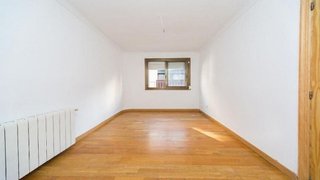Piso en venta en Santa Eulàlia en Hospitalet de Llobregat, L´