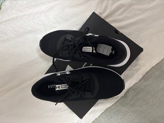Under Armour zapatos