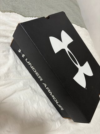 Under Armour zapatos