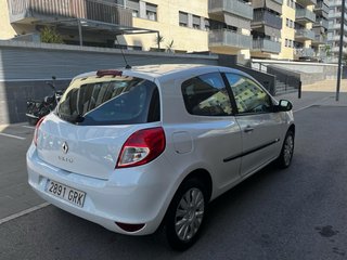 Renault Clio ETIQUETA C 1.2i 75CV 2009